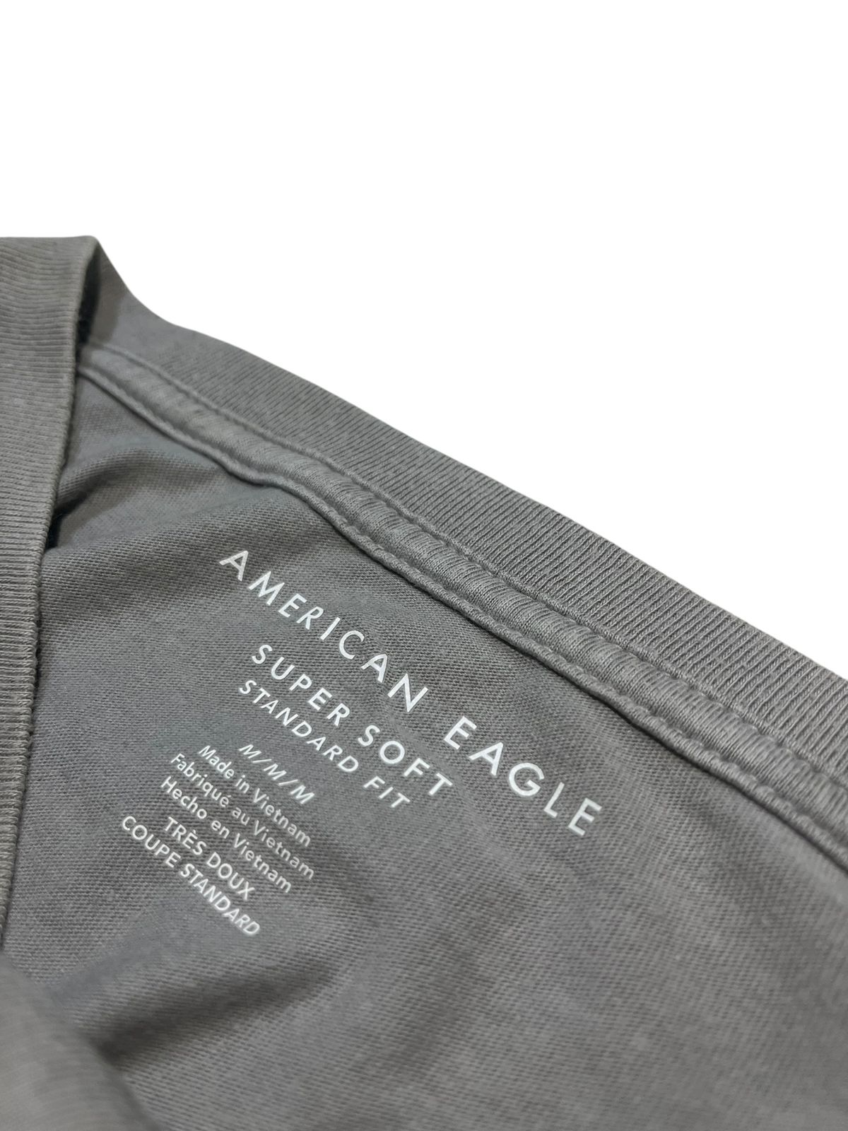 American Eagle T-shirt