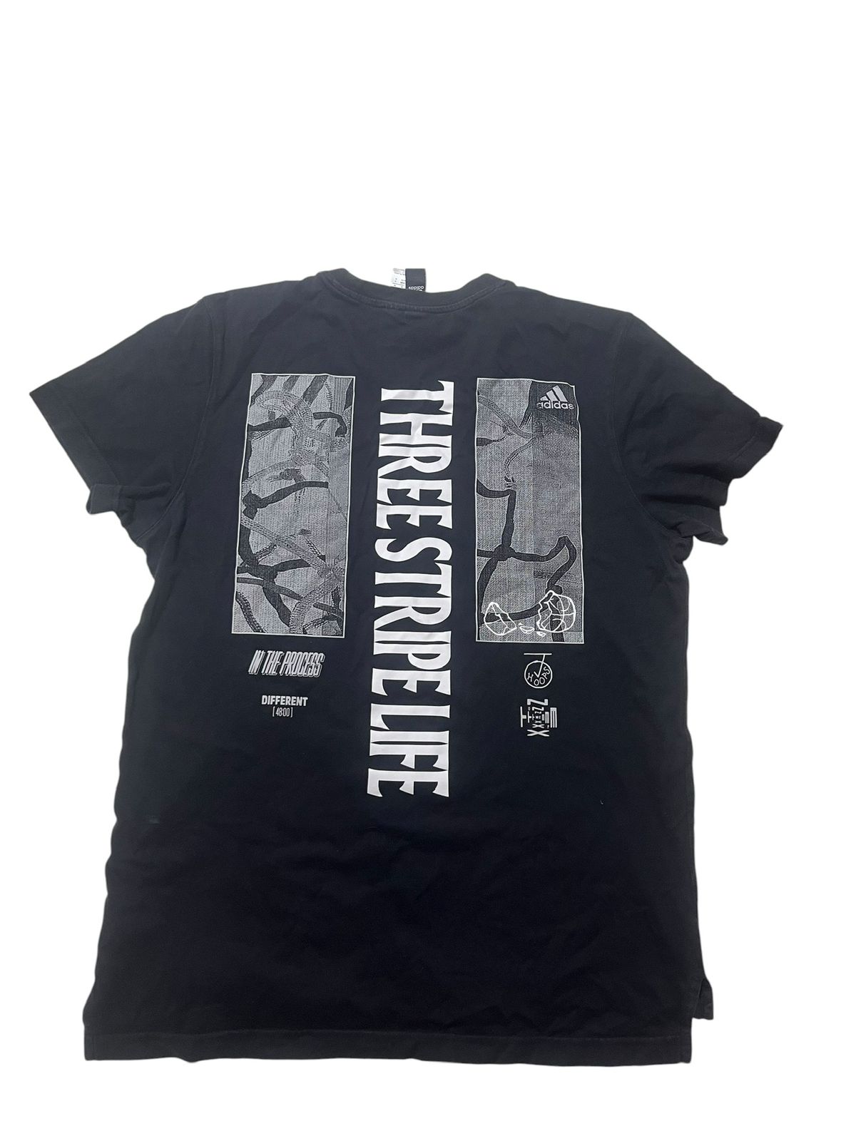 Adidas T-shirt